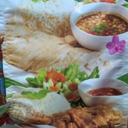 ข้าวมันไก่ปากซอย 7 อดุลยเดช