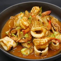 ราม่าบิสโตรแอนด์คาเฟ่ -