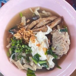 ก๋วยจั๊บญวณอุบลต้มเส้นบ่อวิน ก๋วยจั๊บญวนอุบลต้มเส้นบ่อวิน