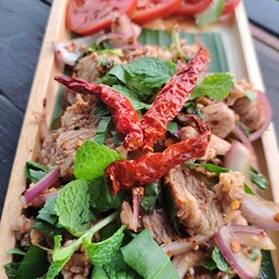 น้ำตกหมู