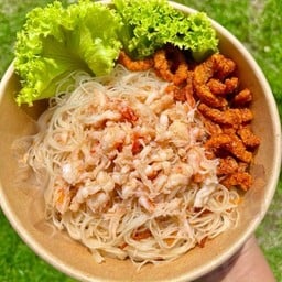 แอนต้น ตำรับหมี่ไก่ฉีก สาขาสุขสันต์6 by.แอนมิลี่