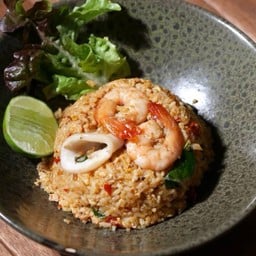 ข้าวผัดต้มยำทะเล