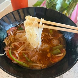 เฝอหมู