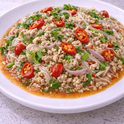 ยำวุ้นเส้นไก่สับ