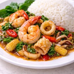 ข้าวกระเพราทะเล