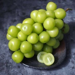 องุ่น ไซมัสคัส  (Shine Muscat)  คัดพิเศษ