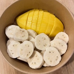 กล้วย + มะม่วงสุก ปอกพร้อมทาน