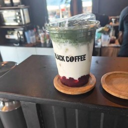 สตรอว์เบอร์รี่มัทฉะลาเต้