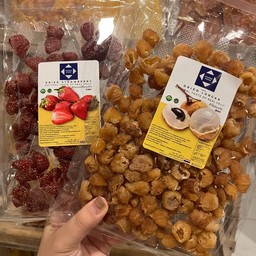 ผลไม้อบแห้ง 2แพค ลำไยอบแห้ง เนื้อสีทอง + สตอเบอรี่อบแห้ง