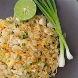ข้าวผัดไก่
