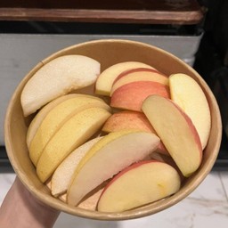 สาลี่สีทอง + แอปเปิ้ล