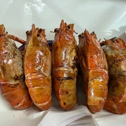 กุ้งสดปลาเป็น