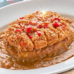 ข้าวแกงกะหรี่หมูทงคัตสึซอสพริกกระเทียม homemade