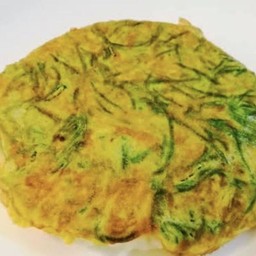 ข้าวไข่เจียวชะอม(แถมฟรีน้ำพริก1ป๋อง)