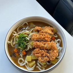 อุด้งแกงกระหรี่ไก่ทงคัตสึ