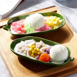 ไอศครีมบัวลอยไข่เค็มเผือกมะพร้าวอ่อน