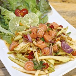 ยำมะม่วงแซลมอน