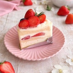 เค้กสตรอว์เบอร์รี่ครีมสด