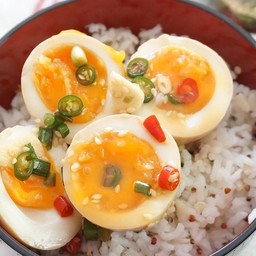 ข้าวไข่ต้ม