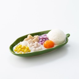 ไอศครีมบัวลอยเผือกมะพร้าวอ่อน