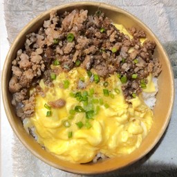 เฮ็ดอยู่ เฮ็ดกิน คอนโด