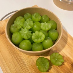 องุ่น ไซมัสคัส  (Shine Muscat)