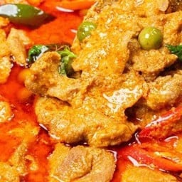 (เป็นกับ)  พะแนง(เลือกเนื้อสัตว์)