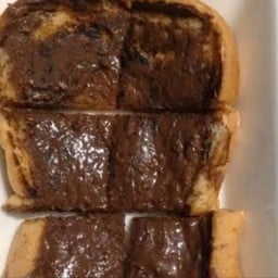 ขนมปังปิ้งช็อคกาแลต