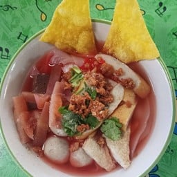 ร้านก๋วยเตี๋ยวปังปอนด์