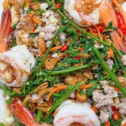 ยำผักกูดกุ้งสดหมูสับ