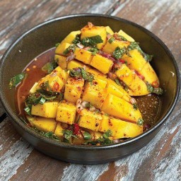 ห้องโถงอาหารไทย {Thai Food}