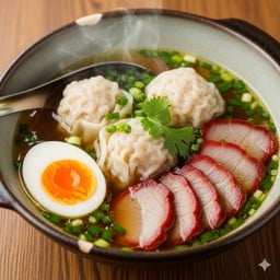เกี้ยวหมูแดงฟรีไข่ Wonton BBQ Soup