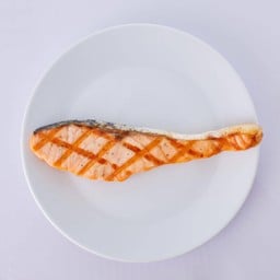 จับคู่ - สเต็กปลาแซลมอน (100g)