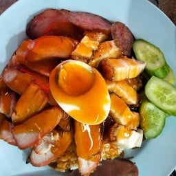 ไอ๊ซ์บะหมี่หมูแดง+หมูกรอบ