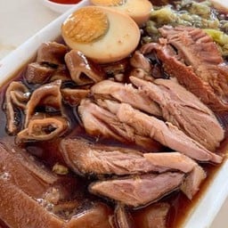 Pleonchit Food Center เคี้ยง New gen (Pleonchit Food Center)