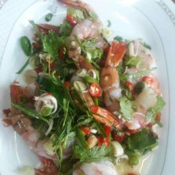 กุ้งพล่า