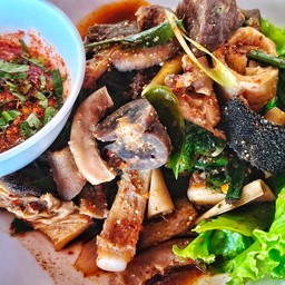 ต้มแห้งเครื่องใน