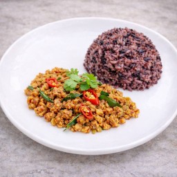 ข้าวคั่วกลิ้งหมู