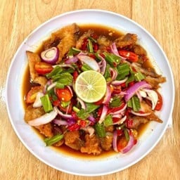 LM ยำหมูทอดญาญ่า