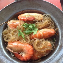 กุ้งอบวุ้นเส้น