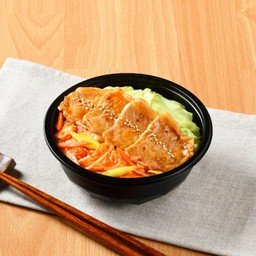 ข้าวหน้าหมูชิ้นสไลด์ผัดกิมจิ