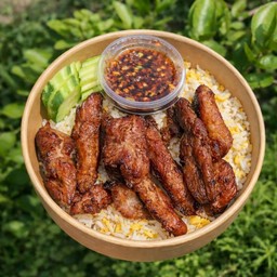 ข้าวผัดไข่ หมูหอมแดด ฟรี น้ำพริกหนุ่ม