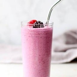 Mixed Berries Yogurt Milk Smoothie