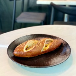Mustard Sausage Pretzel
