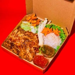 ร้านหมูย่างน้องออกัส(หมูกะทะย่างให้และข้าวหน้าหมูย่างซอส)