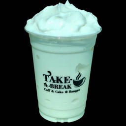 มะพร้าวปั่นนมสด