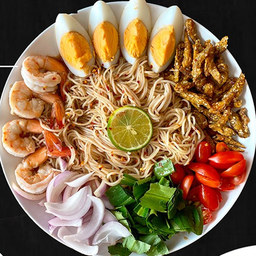 LM ยำขนมจีนญาญ่าแซ่บ