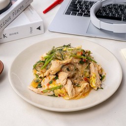 สุกี้แห้งไก่