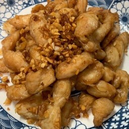 ไก่ทอดน้ำปลา สุขุมวิท