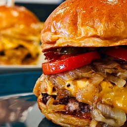 เบอร์เกอร์หมูสไตล์อเมริกัน (American Classic Pork Burger)